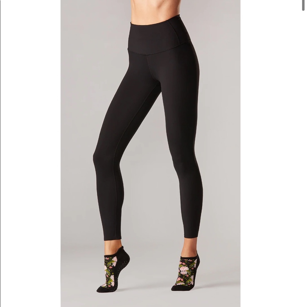 Tavi ✨High Waisted 7/8 Leggings